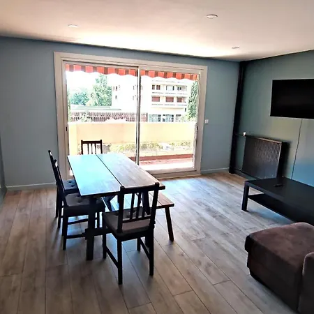 T4 Renove Sur Balcons, Proche Mourillon -